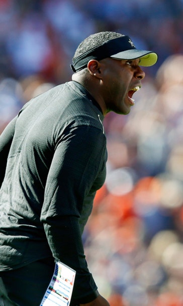 No. 24 Tennessee, Vandy end season jostling for bowl spots